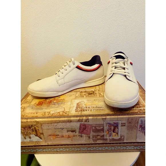 ALDO tennis shoe